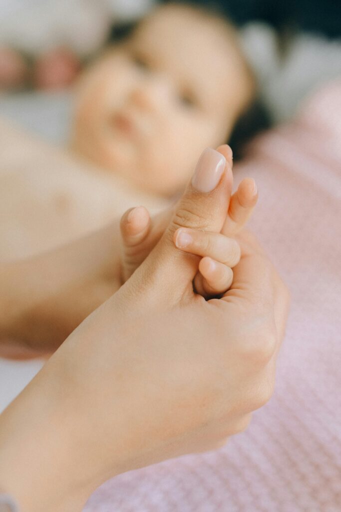 massage femme enceinte et bébé